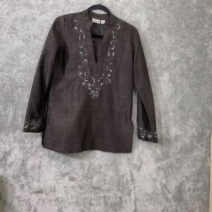 Chicos Neck-Embroidered sequin Tunic top Size 0 US S 100% Silk brown vented hem